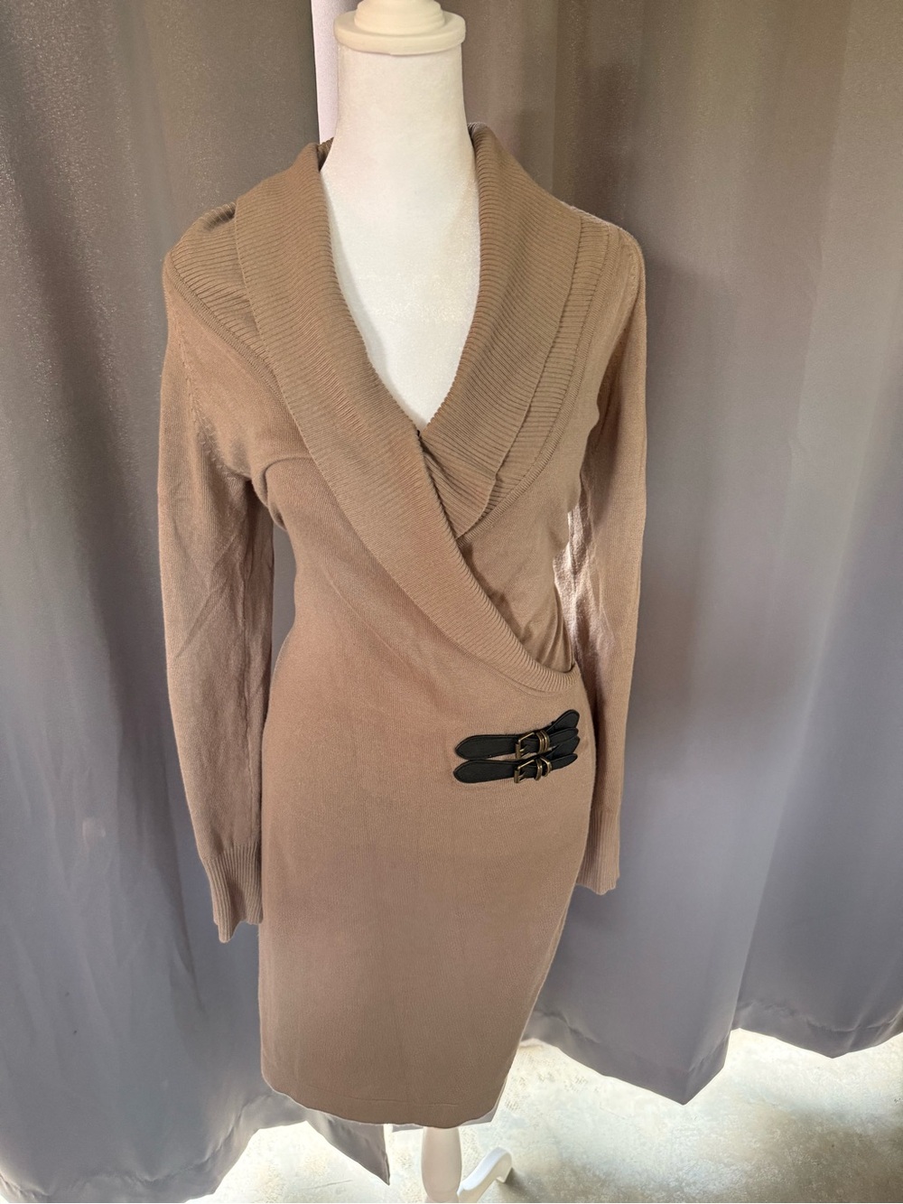 VENUS Camel Shawl Collar Long Sleeve Sweater Dress with Buckle Detail